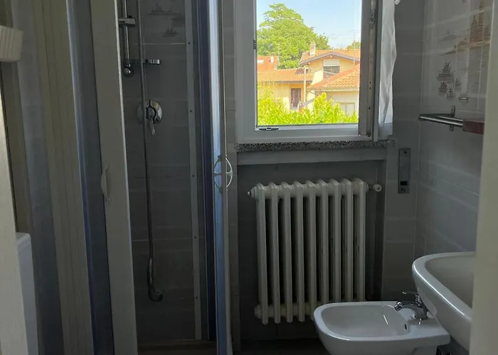 Semesterbostad Elly Sesto Calende